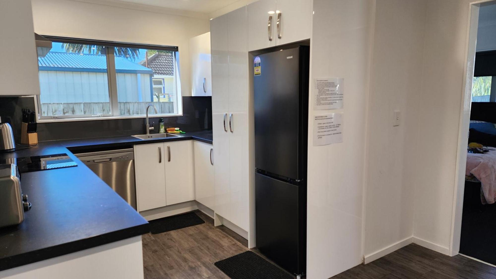 Oaktree Entire Holiday Home, Sleeps 8 To12 Rotorua Extérieur photo