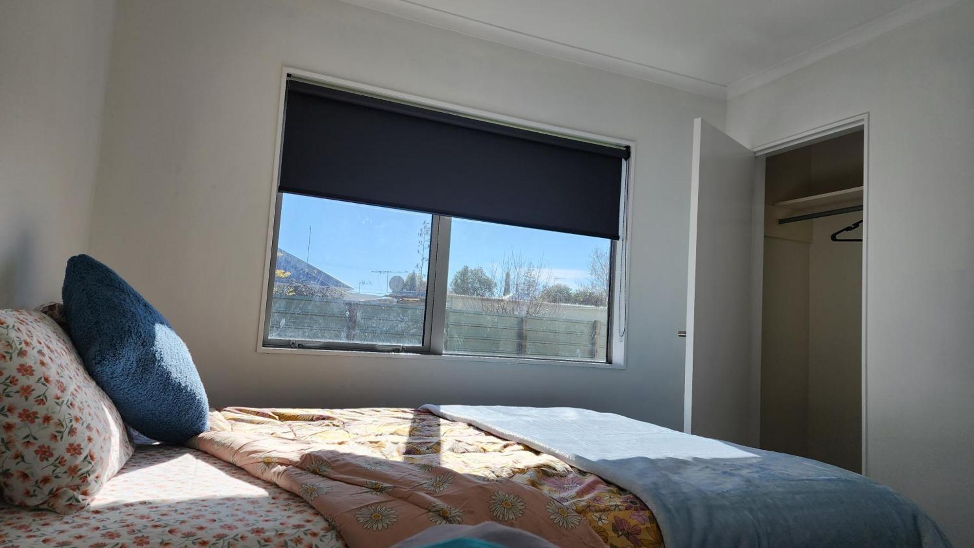 Oaktree Entire Holiday Home, Sleeps 8 To12 Rotorua Extérieur photo