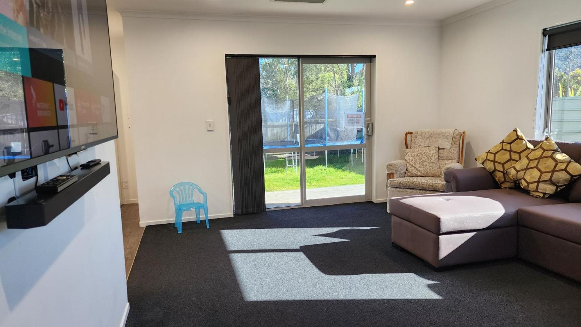 Oaktree Entire Holiday Home, Sleeps 8 To12 Rotorua Extérieur photo
