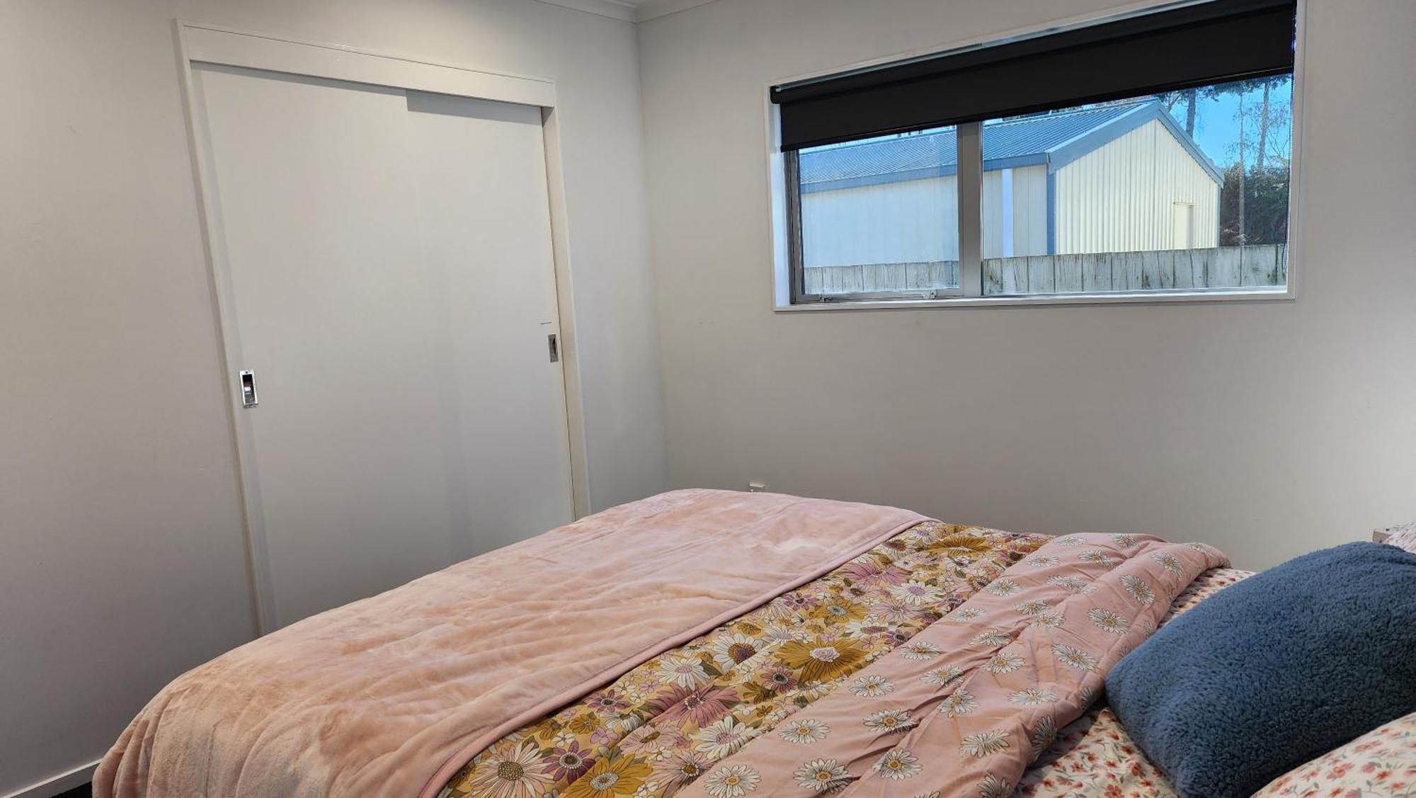 Oaktree Entire Holiday Home, Sleeps 8 To12 Rotorua Extérieur photo