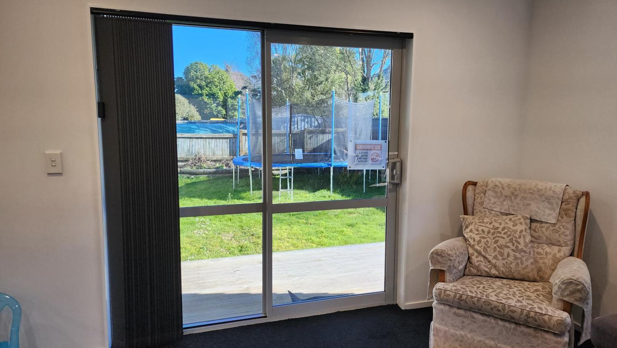 Oaktree Entire Holiday Home, Sleeps 8 To12 Rotorua Extérieur photo